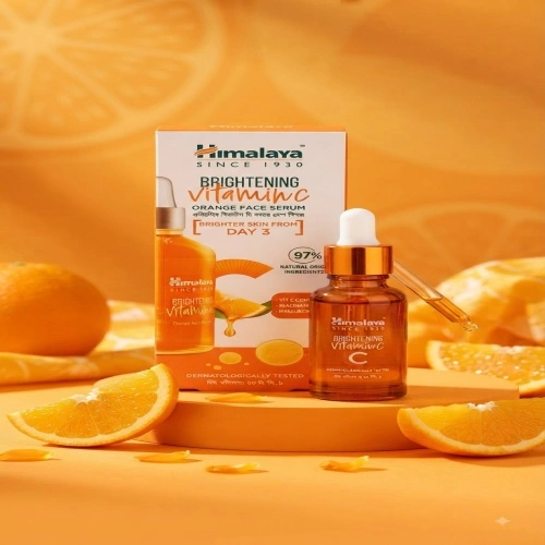 Himalaya Brightening Vitamin C Orange Face Serum, 30ml - 97% Natural Origin, Dermatological Tested