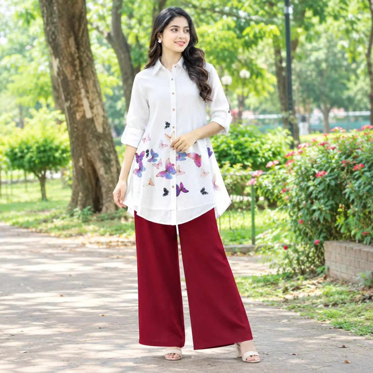 Maroon & white